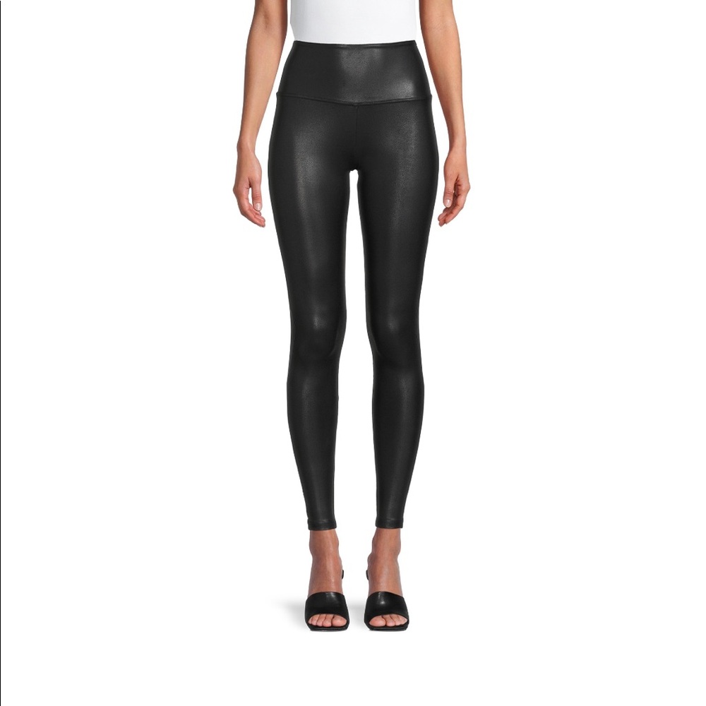 🖤 Time and Tru Faux Leather Legging 🖤